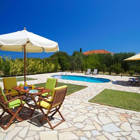 Iliachtides Villas Karavomylos Pokoj fotografie