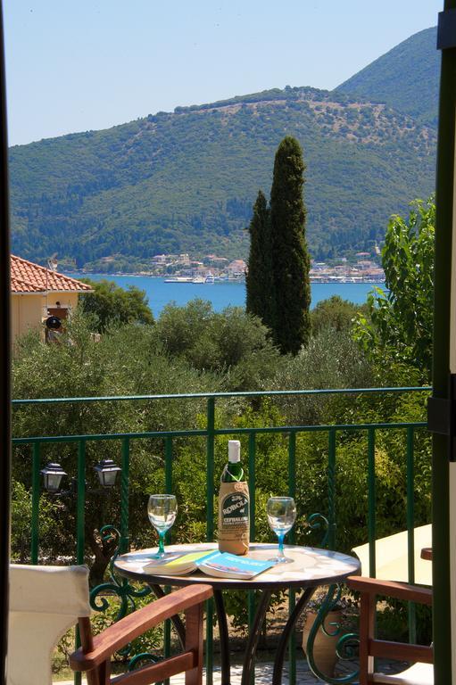Iliachtides Villas Karavomylos Pokoj fotografie